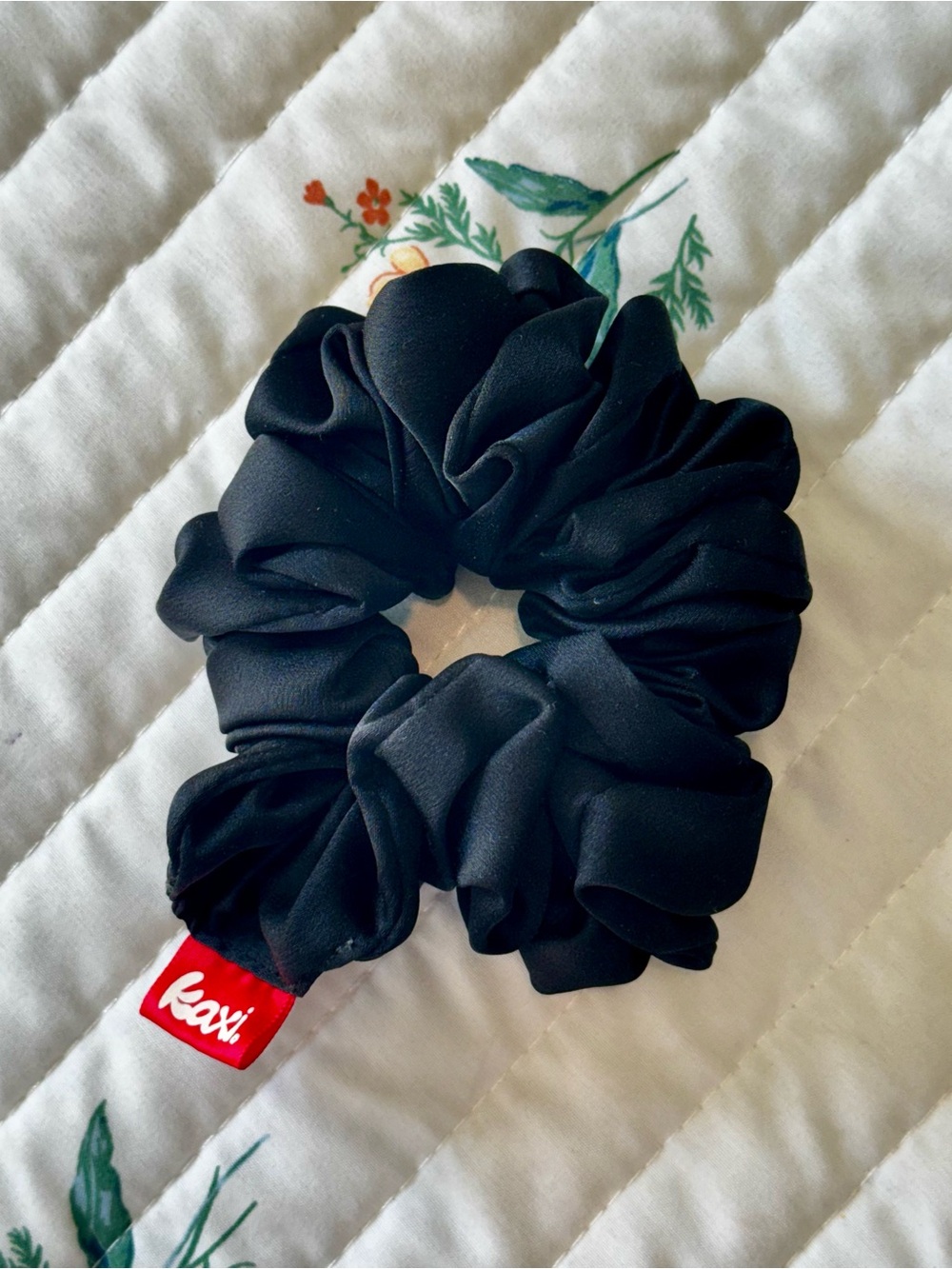 NWOT Kaxi Oversized Sleep Silk / Satin Scrunchie, Black (Sold Out Color)